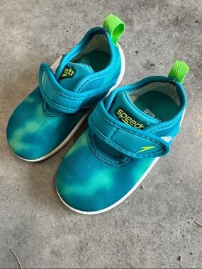 Speedo Kids Teal & Neon Green Hook-and-Loop Water Sneakers